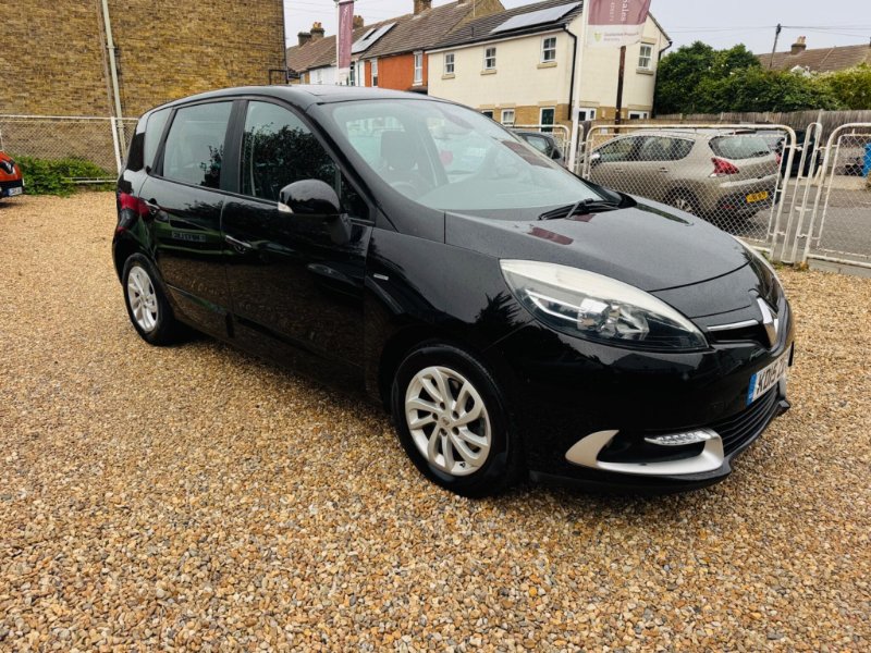 2015 Renault Scenic